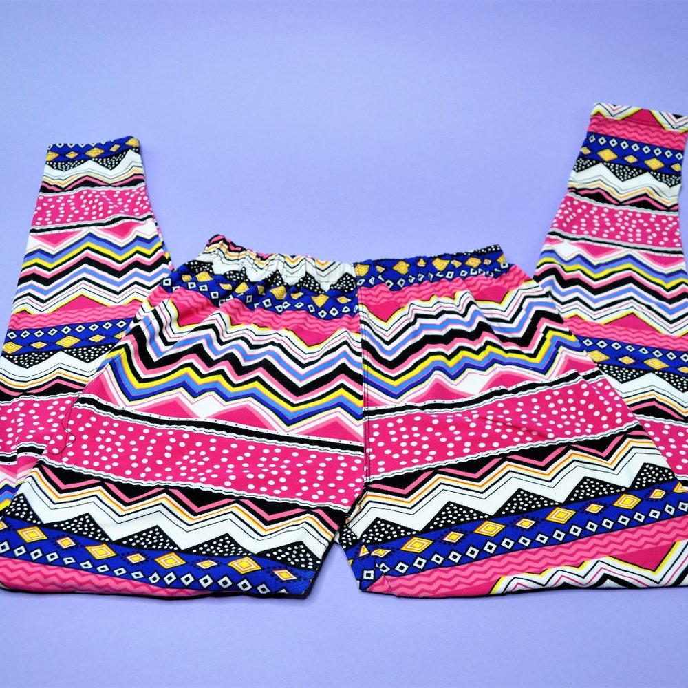 Like New!  Soft Patterned Leggings - Multicolor